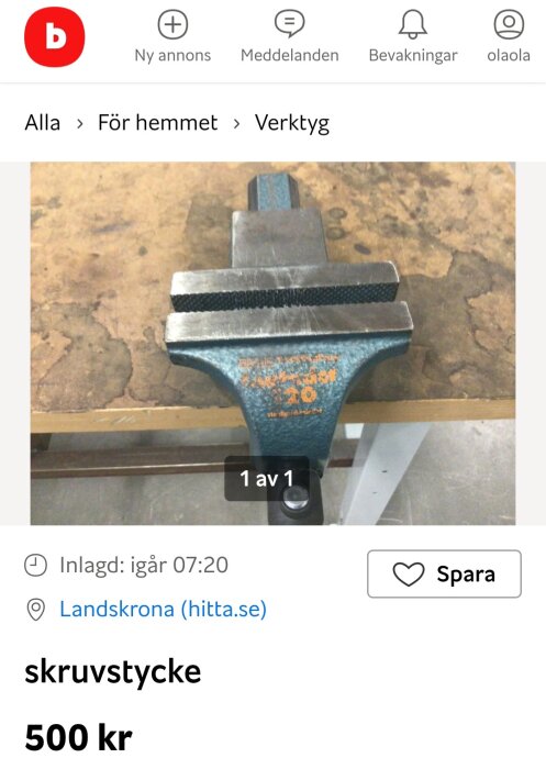 Skruvstycke på försäljningsannons, blått, begagnat, fastspänt, 500 kronor, Landskrona.