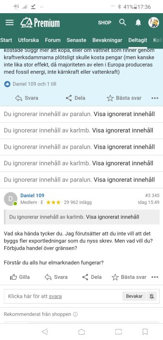 Skärmdump av ett internetforum med diskussionstrådar; användare väljer att ignorera vissa inlägg.