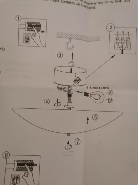 Instruktioner för montering av lampa, inklusive elektrisk anslutning och komponentinstallation.