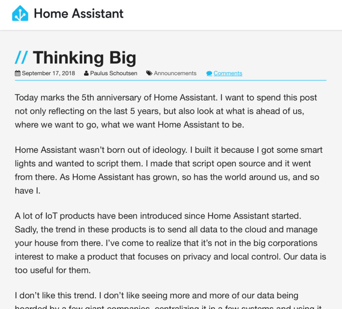 Bild på en webbsida som firar femårsjubileum av Home Assistant och reflekterar över framtiden och privatlivsfokus.