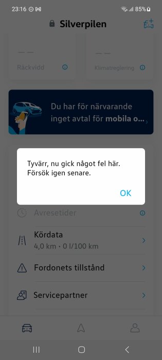 Mobilapp skärm, felmeddelande, bilrelaterad, inget avtal för tjänsten, ber användaren försöka igen senare.