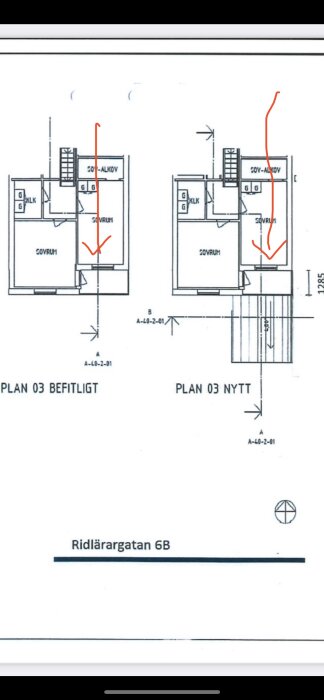 Två ritningar, arkitektplaner för en befintlig och ny lägenhetslayout med sovrum och alkover markerade.