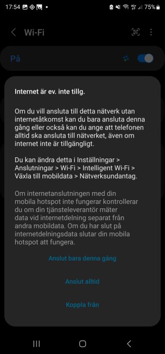 Skärmdump av Wi-Fi-inställningar på en smartphone med felmeddelande om internetanslutning och val för anslutning.