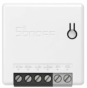 Vit, kvadratisk, Sonoff smart strömbrytare eller switch för hemautomation med anslutningsterminaler och strömsymbol.