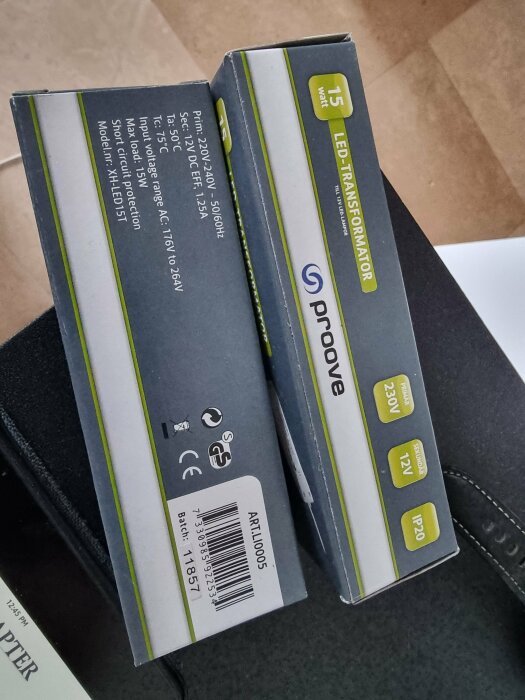 Två förpackningar Proove LED-transformatorer, 15 watt, primär 220-240V och sekundär 12V DC.