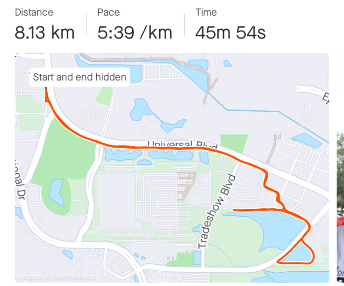 Skärmavbild av löprunda: 8.13 km på 45m 54s, takt 5:39/km, kartdetaljer, start och mål dolda.