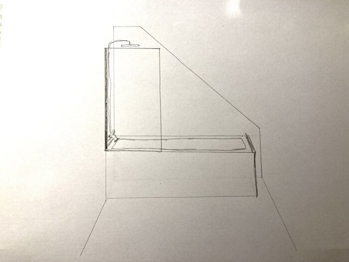 Linjeteckning, badkar i hörn, badrumsperspektiv, enkel skiss, vita ytor, grundläggande konturer, ingen färg, ritat på papper.