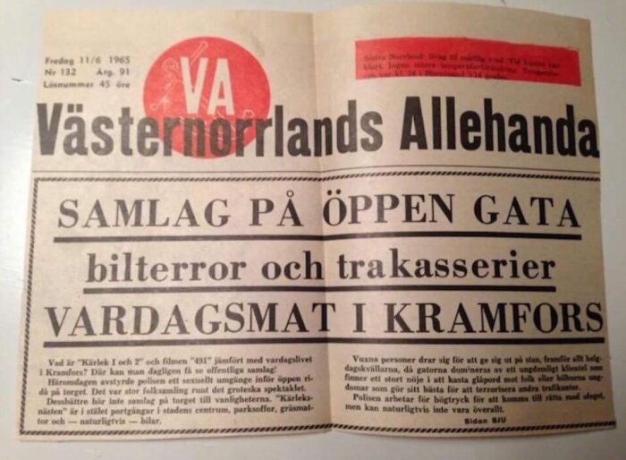 Svensk tidning, "Västernorrlands Allehanda", 1965, rubrik om samlag, biletrerror, träkasserier, vardagsmat i Kramfors.