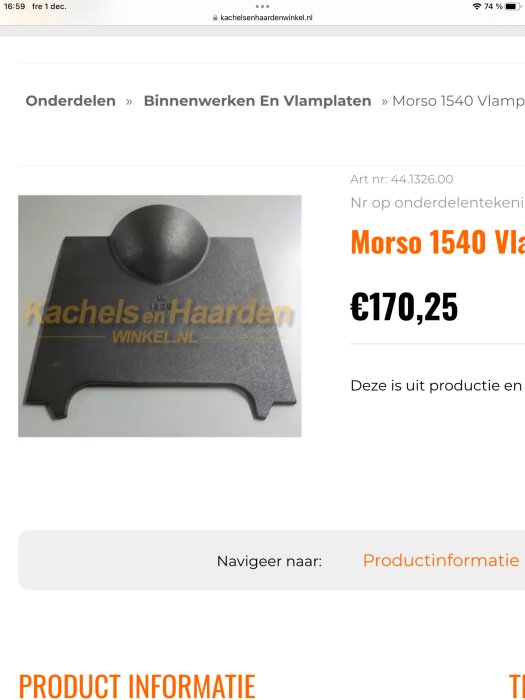 Grå metallplatta med svart kula, troligt reservdel till kamin, prisinformation och webblänk synliga.
