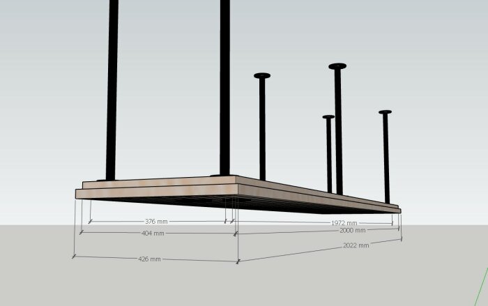 Teknisk ritning, plattform med pelare, dimensioner angivna, CAD-design, konstruktionsvisualisering, grå bakgrund.