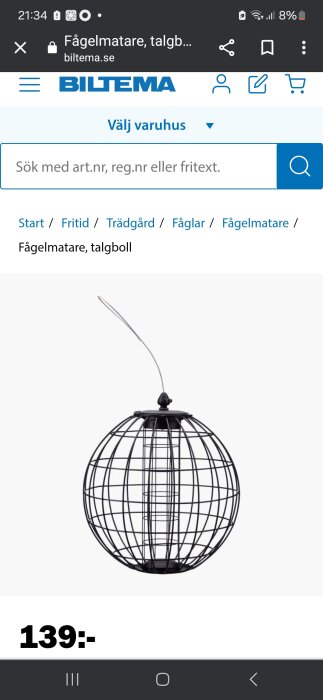 Svart sfärisk fågelmatare för talgbollar, upphängningsanordning, prisangivelse, onlinebutikens gränssnitt.