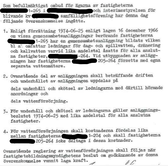 Svensk text, rättsligt dokument, regleringar om vatten och avlopp för fastighetsägare, undertecknat, daterat, paragrafer.