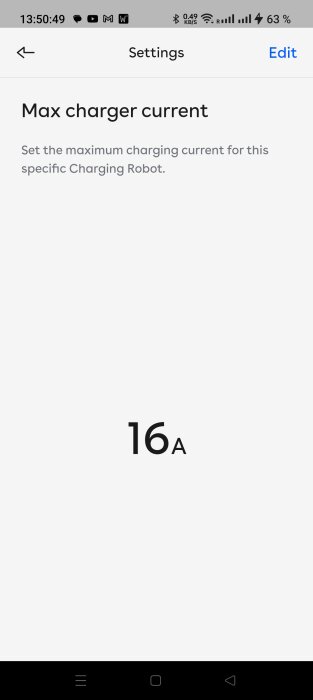 Mobilskärm visar inställningar för maximal laddningsström, 16A, för en specifik laddningsrobot.