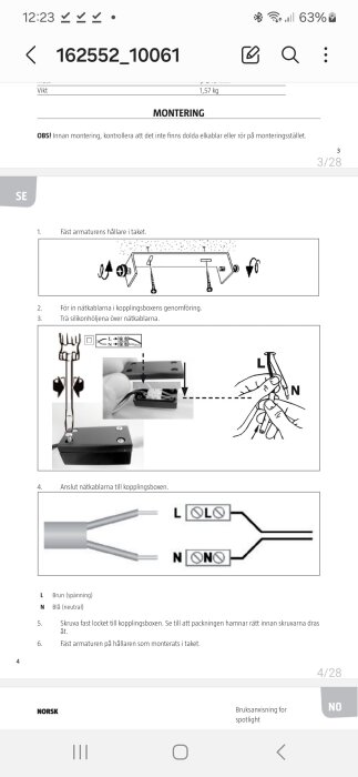 Instruktioner för montering av takarmatur på svenska, inkluderar elektrisk installation och viktiga säkerhetsanvisningar.