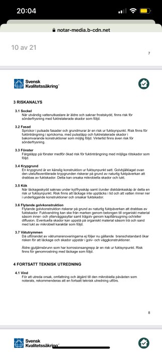 Skärmdump av svensk text om riskanalys inom fastighet, fokus på fuktrelaterade skador och byggnadskomponenters kondition.