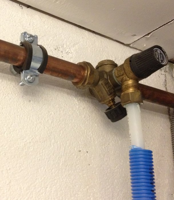 Höja trycket i ledningarna | Byggahus.se