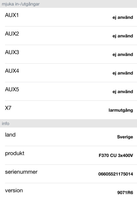 Skärmdump av systeminställningar visar oanvända AUX-ingångar, produktdetaljer och serienummer, på svenska.