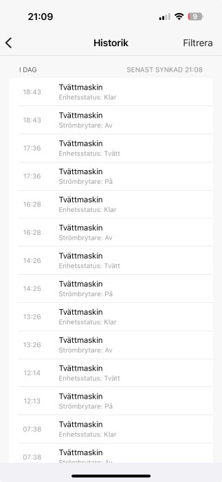 Skärmdump av logg för tvättmaskin: tider, "klar," "tvätt," och strömbrytarens status.