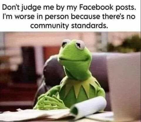 Kermit the Frog meme, sittande, läser tidning, humoristisk text om sociala medier och beteende.