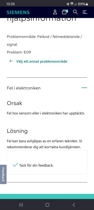 Skärmbild av felmeddelande E09, tekniskt problem, Siemens kundtjänstsida, uppmaning att kontakta support.