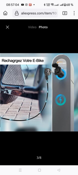 Laddstation för elfordon, elcykel anslutning med sladd, grå pelare, teknologi, utomhus, text "Rechargez Votre E-Bike".