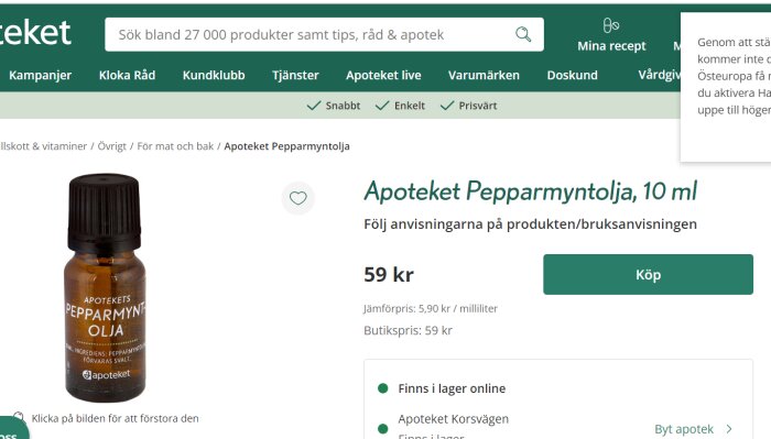 Webbsida för Apoteket, säljer pepparmyntolja, 10ml för 59 kronor, köp-knapp, tillgänglighet online och i butik.