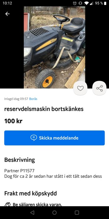 Begagnad Partner gräsklippare av modell P11577 utomhus, till salu som reservdelar.