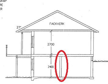 Sektionsritning av ett hus med markerad bärande hjärtvägg och streckad linje för balk.