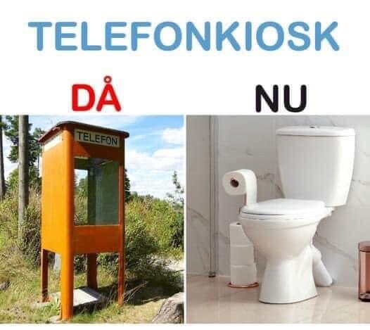 Jämförelse mellan en gammal telefonkiosk och en modern toalettstol, symboliserar förändring över tid.