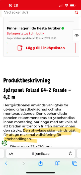 Skärmdump av produktbeskrivning för spårpanel på en byggmarknads webbplats, med markerad text om installation.