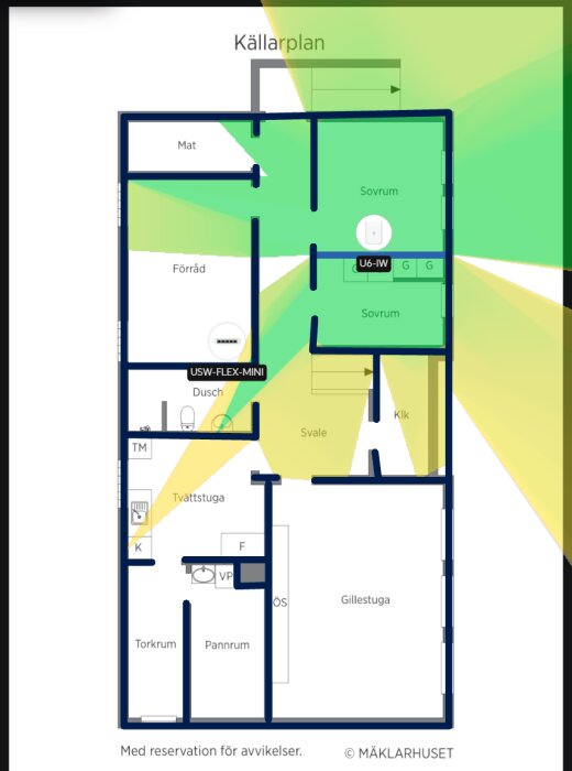 Planritning av källarplan med markerade platser för UniFi-nätverksutrustning inklusive Dream Machine, Switch och Access Points.