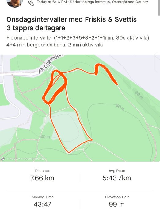 Karta med GPS-spår av löprunda, visar 7.66 km sträcka och tid på 43:47, inkluderar träningstid och höjdvinst.