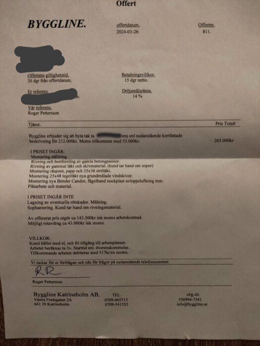 Offertdokument från Byggline med beskrivning av tjänster och priser, där personliga detaljer är överstrukna.