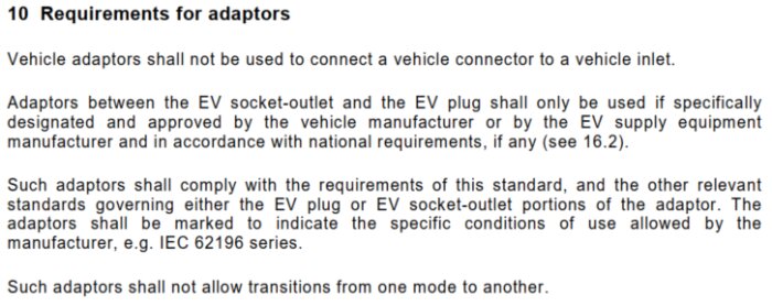 Textdokument som beskriver krav på adaptorer för elbilar, inklusive godkännanden och standarder såsom IEC 62196 serien.