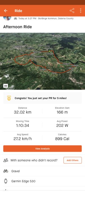 Skärmavbild av cykelturdata och karta med markerad rutt i Dalarna, prestation firas, 32,02 km avstånd, 1:10:34 tid.