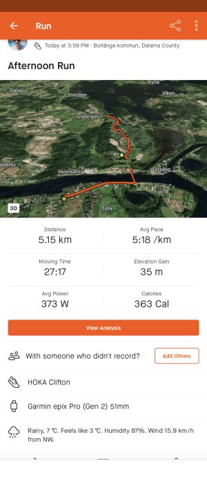 Löpappskärm som visar karta över 5,15 km eftermiddagslöp i Borlänge med statistik över tid, tempo och kaloriförbrukning.
