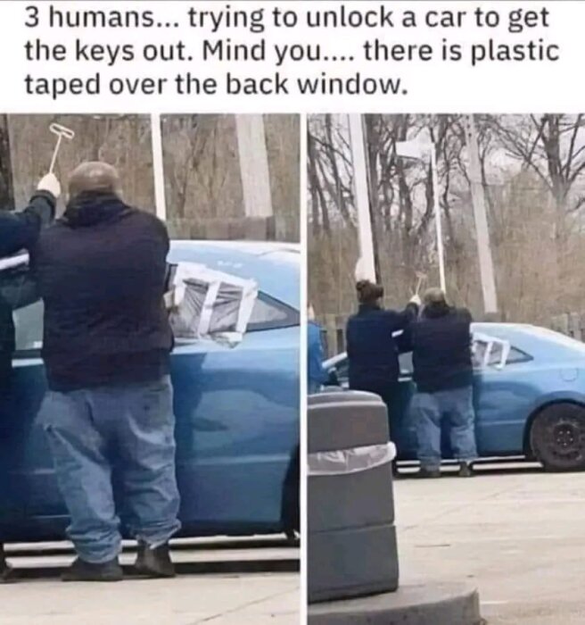 Tre personer försöker låsa upp en bil med plast över bakrutan.