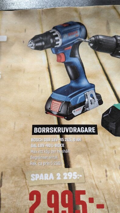 Bosch borrskruvdragare på reklam med pris och spara-erbjudande.