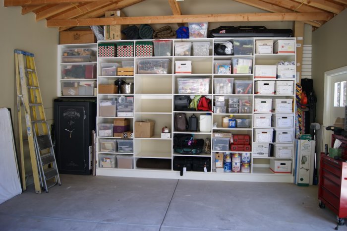 Another-garage-before-after-kuzak-s-closet-professional.jpg