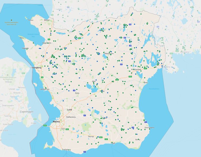 Karta över södra Sverige med markerade villor under 2 miljoner på Booli.