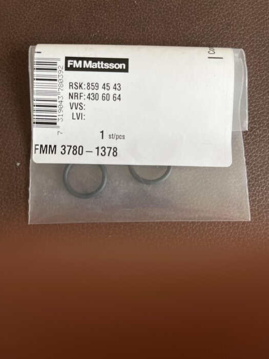 Förpackning med nya O-ringar märkta FMM 3780 från FM Mattsson för reparation av läckande utkastare.