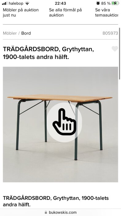 Trädgårdsbord från Grythyttan, halva 1900-talet, med träskiva och grönmålade metalldetaljer.