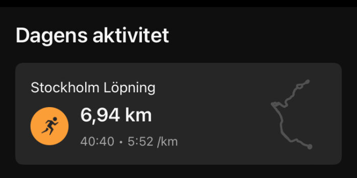 Appskärm som visar löpaktivitet i Stockholm med en sträcka på 6,94 km, tid 40:40 min och tempo 5:52/km.