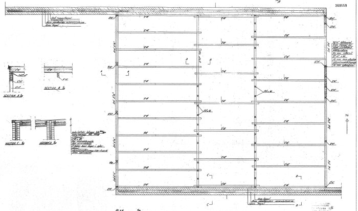 Arkitektritning av en byggnadsfasad med mått och sektionsdetaljer, relaterad till renoveringsprojektet.