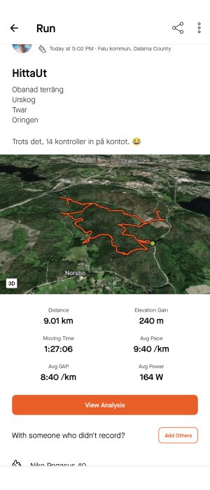 Skärmavbild av en löprunda på en träningsspårningsapp med kartöversikt och statistik inklusive sträcka och höjdmeter.