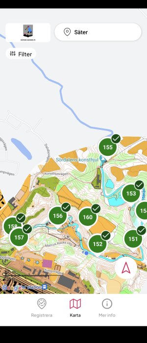 Karta över Säter med markerade punkter och terrängkonturer, navigations- och filterverktyg synliga.