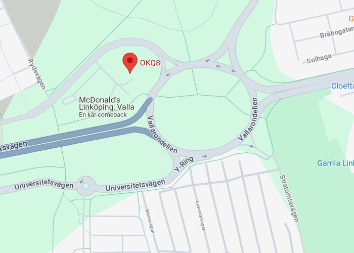 Karta över Vallarondellen i Linköping, som visar rondellens layout och närliggande vägar, inklusive Universitetvägen och väg mot McDonald's Valla.