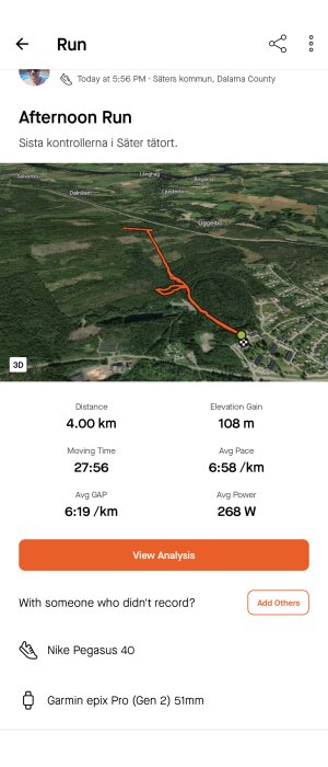 Karta som visar en löprunda på 4 km i Säters kommun, Dalarna, inklusive statistik som tid, pace och höjdökning. 3D-vy över spåret med stopplats markerad.