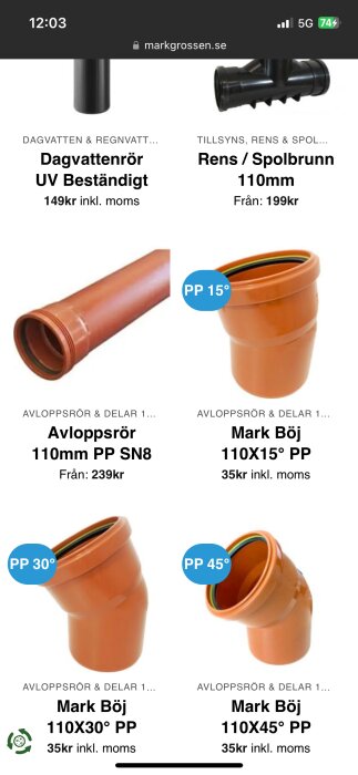 Screenshot från en webbsida som visar produkter för markavlopp, inklusive dagvattenrör, rens/spolbrunn och olika böjar för 110mm PP-rör med olika grader.