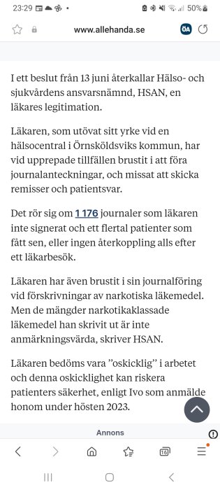 Skärmdump av en nyhetsartikel på Allehanda.se om att Hälso- och sjukvårdens ansvarsnämnd har återkallat legitimationen för en läkare i Örnsköldsvik.